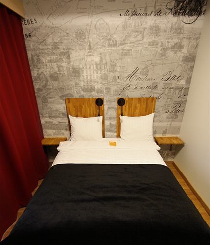 Bristol 3*